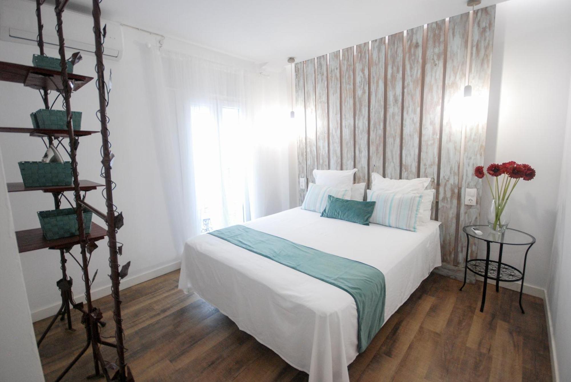 קוניל דה לה פרונטרה Conil Apartamentos La Dama Y El Vagabundo מראה חיצוני תמונה