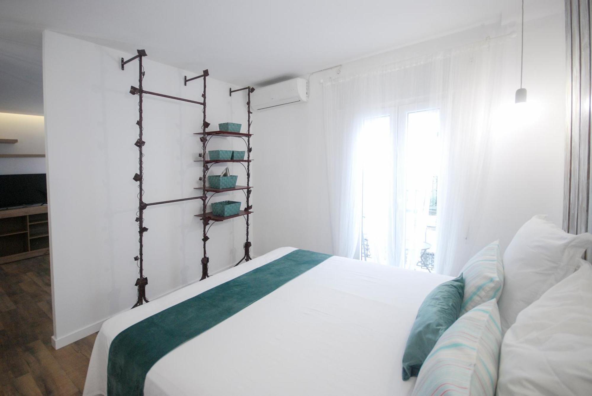 קוניל דה לה פרונטרה Conil Apartamentos La Dama Y El Vagabundo מראה חיצוני תמונה