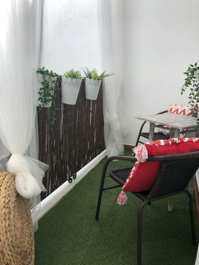 קוניל דה לה פרונטרה Conil Apartamentos La Dama Y El Vagabundo מראה חיצוני תמונה